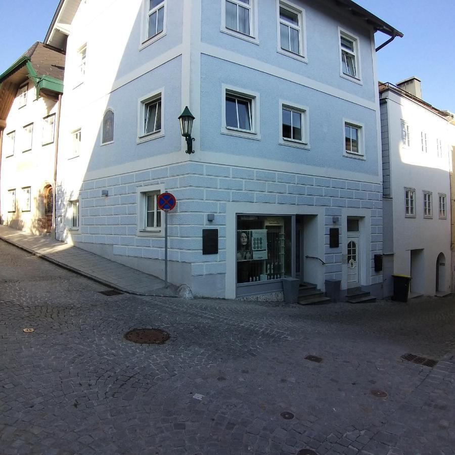 Apartment In Historic Town House Gmunden Buitenkant foto